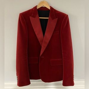 Balmain red velvet blazer US size 40 (IT size 50)